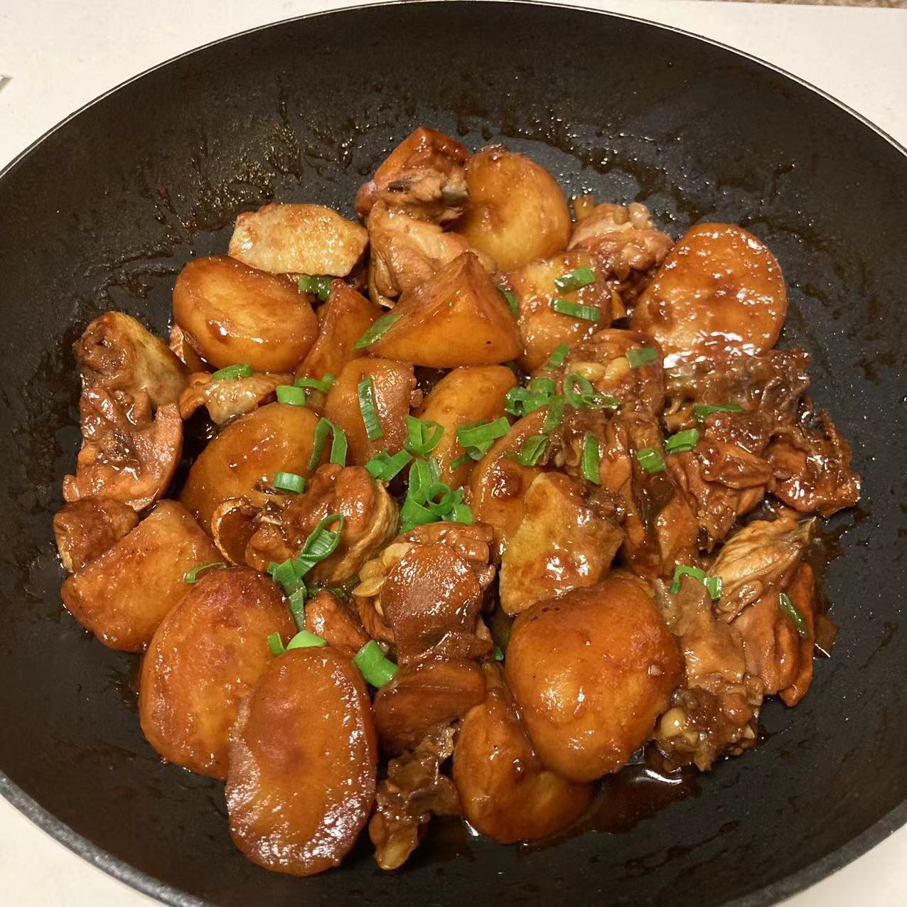 土豆焖鸡腿